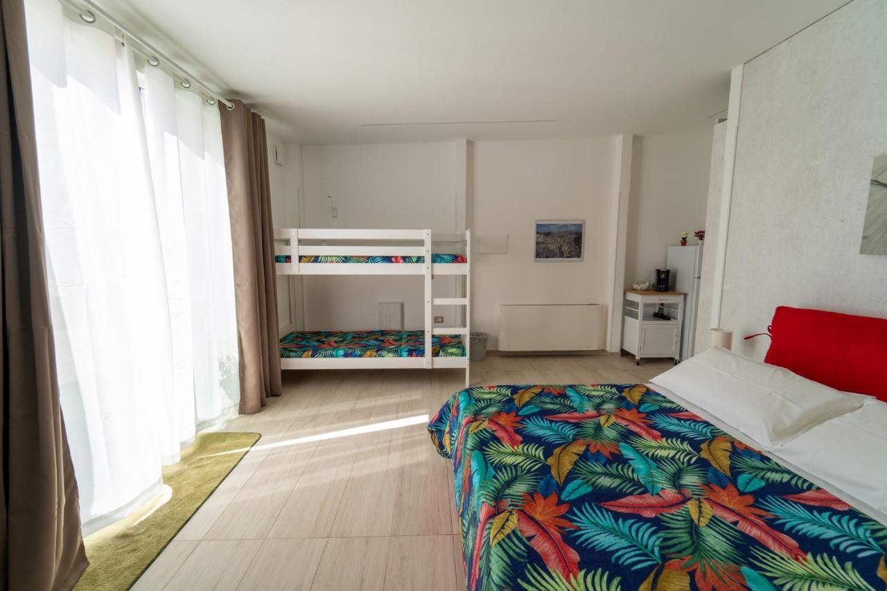 Nni Mia Otel Modica Dış mekan fotoğraf