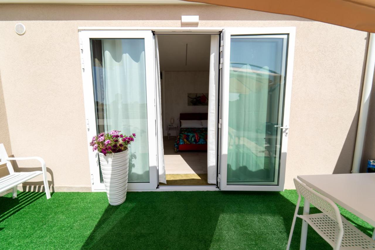 Nni Mia Otel Modica Dış mekan fotoğraf